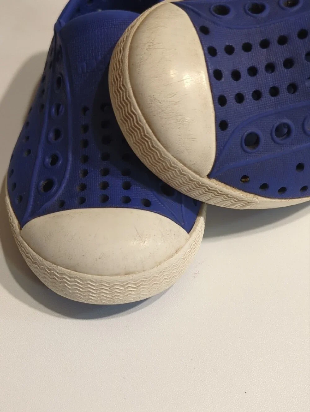 Native lightweight slip